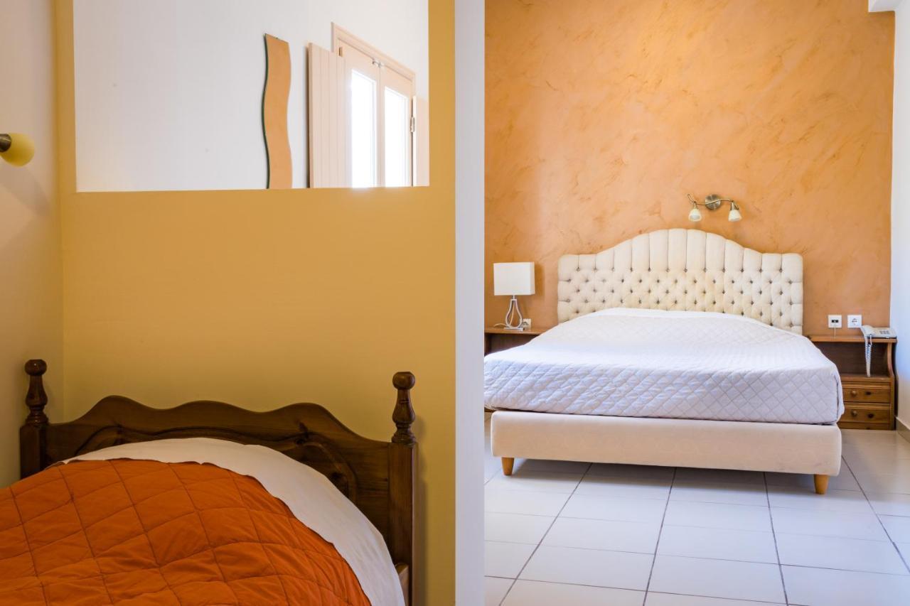 Rena Hotel Περίσσα Εξωτερικό φωτογραφία